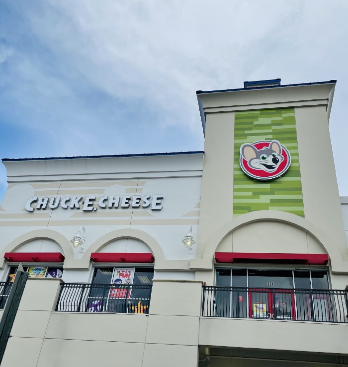 Chuck E.Cheese Reimagined – Villij News